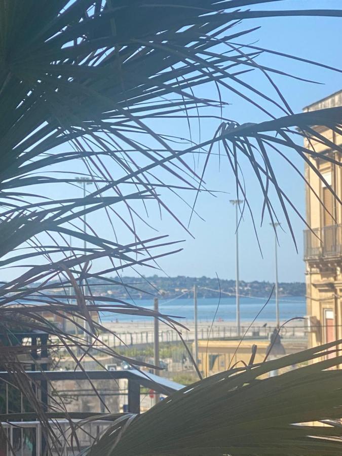 Near Ortigia Bed & Breakfast Syracuse ภายนอก รูปภาพ